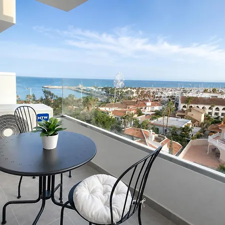 Aparthotel Conjunto De Estudios - Varios Puerto Marina - Ocean House Torremolinos